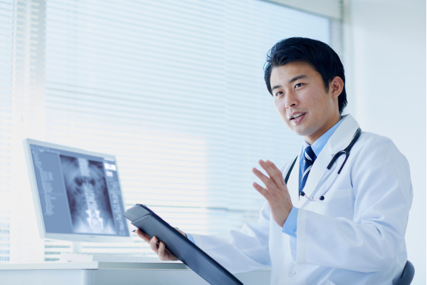 山田太郎院長の写真